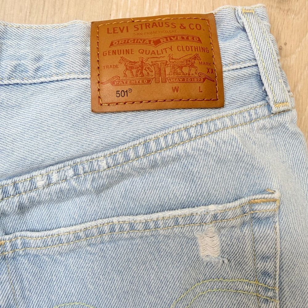 LEVI’S 501 Jean Shorts Size 27 - Picture 3 of 9